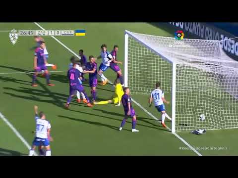 Bebé desde el córner para que suba el primer gol al marcador 👏