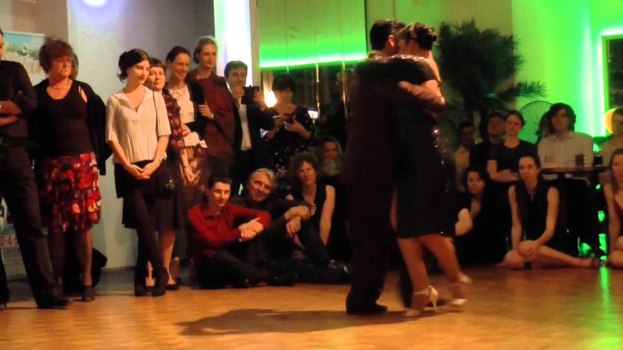 Edwin Espinosa & Alexa Yepes in Milonga De La Noche (3) "Milonga Del Recuerdo" J.d'Arienzo