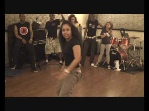 ZAMOUNDA BIENTOT LE CLIP AINSI QUE LE PREMIER SINGLE DE LA SELESAO