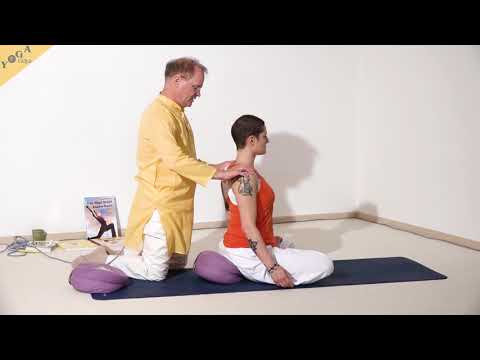 Halber Lotussitz - Yoga Asana Lexikon
