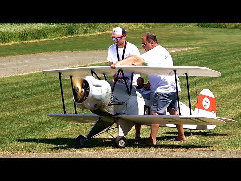 50% Bücker Jungmeister Flight Demonstration by Robin Trumpp