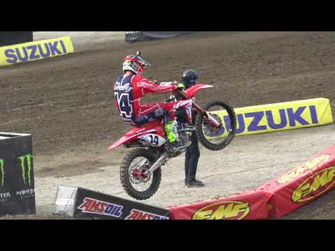 RAW: Anaheim Supercross time practice (inc. 2-stroke guy)
