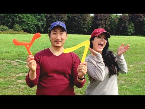 Boomerang throwing for beginners (German subs.)