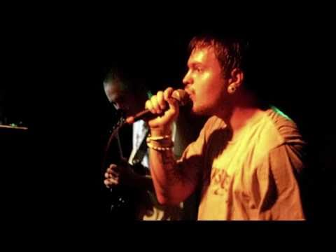 Skinless Finger - Sign Of The Times (Live @ De Bees)