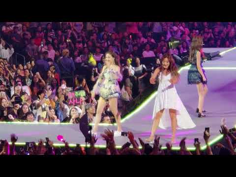 KCON LA 2018 - Twice - Likey