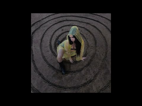 TIEMPO PASA - Judeline, DELLAFUENTE (Letra)