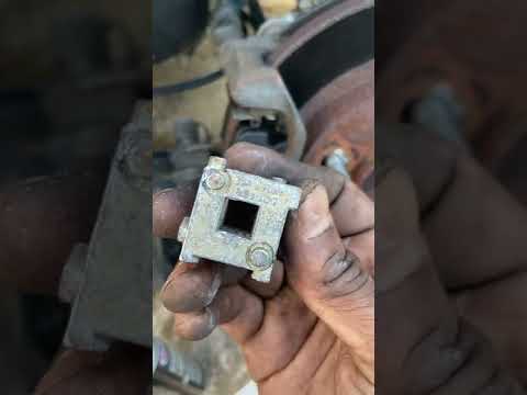 2006 Buick LaCrosse CX Rear Brake Replacement