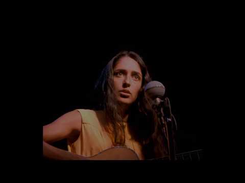 Sad eyed lady of the lowlands - Joan Baez
