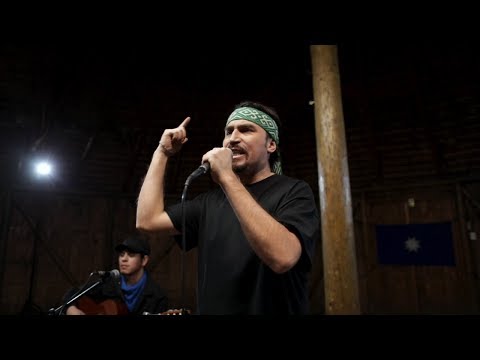 WAIKIL - Wetruwe (con banda acústica) - Sesión en Vivo en la Ruka + (Letra)
