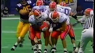 Even the cameraman got fooled on this one. 

