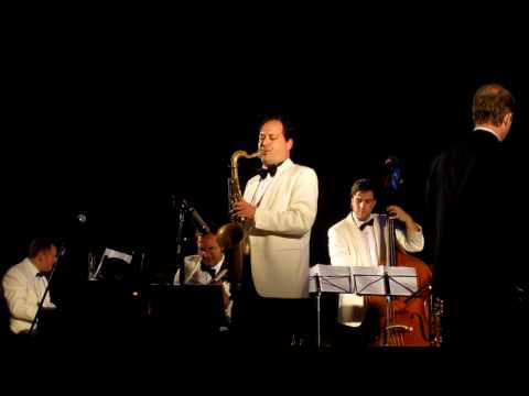Dani Felber Big Band - Blues Tenor Sax Solo by Phil Stöckli
