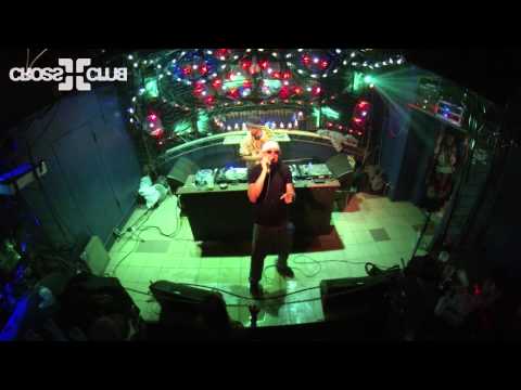 Mc Navigator backed by Red I - Junglist Call