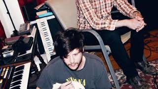 Wavves &amp; Cloud Nothings - Come Down (432hz)