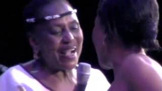 Miriam Makeba - Pata Pata (Live)