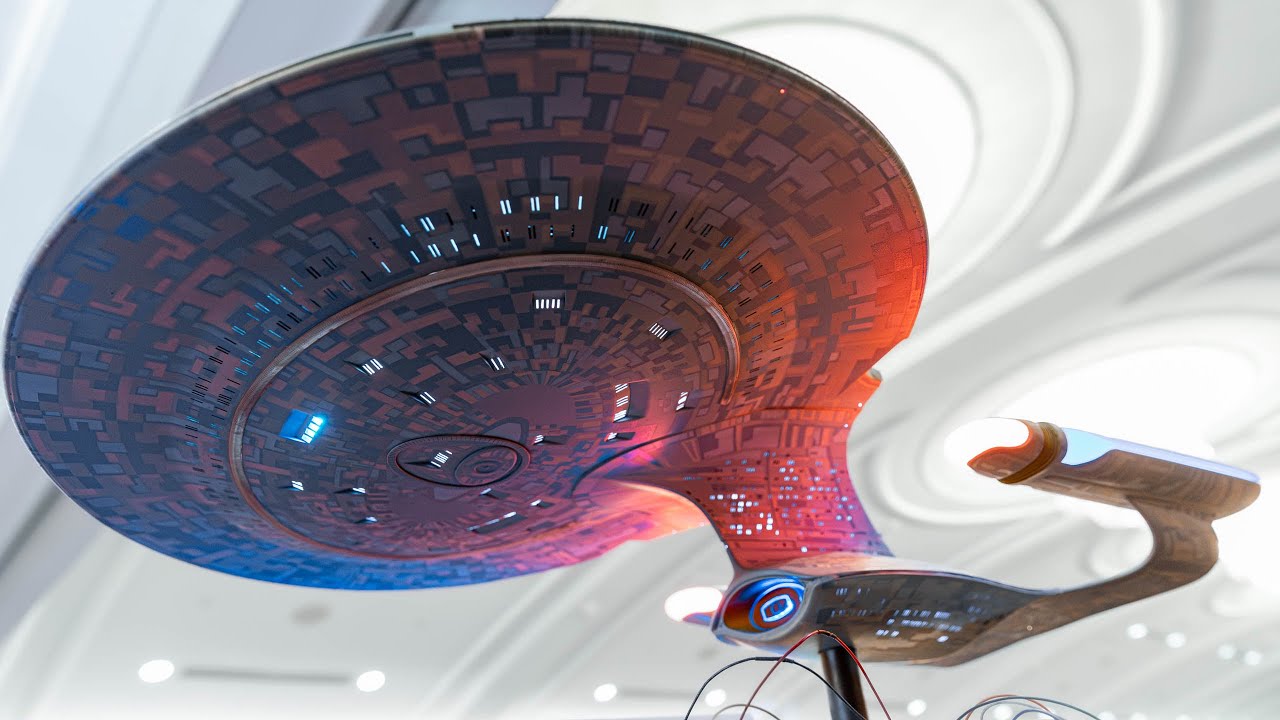 Massive USS Enterprise 1701-D Model Build With Custom Lighting!