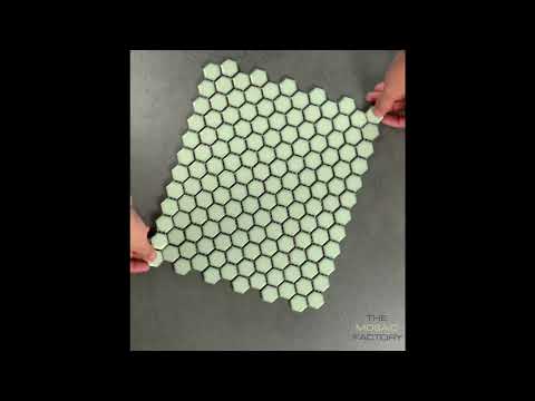 The Mosaic Factory Barcelona mozaïektegel hexagon 2,3x2,6cm - Soft Green Edge Glossy