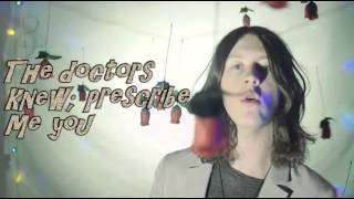 Blossoms - Charlemagne (lyrics)