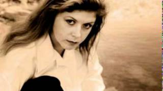 Kirsty MacColl - Sticked and Stoned