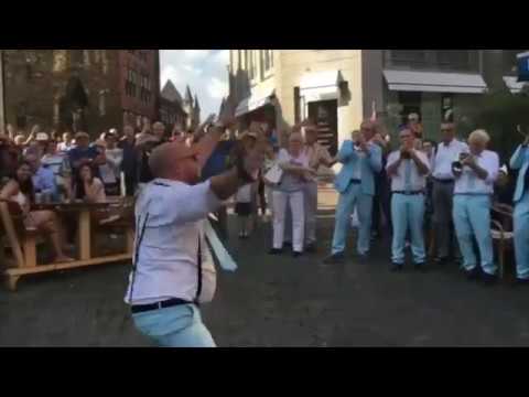 Herriemenie Miserabel - straatmuziek