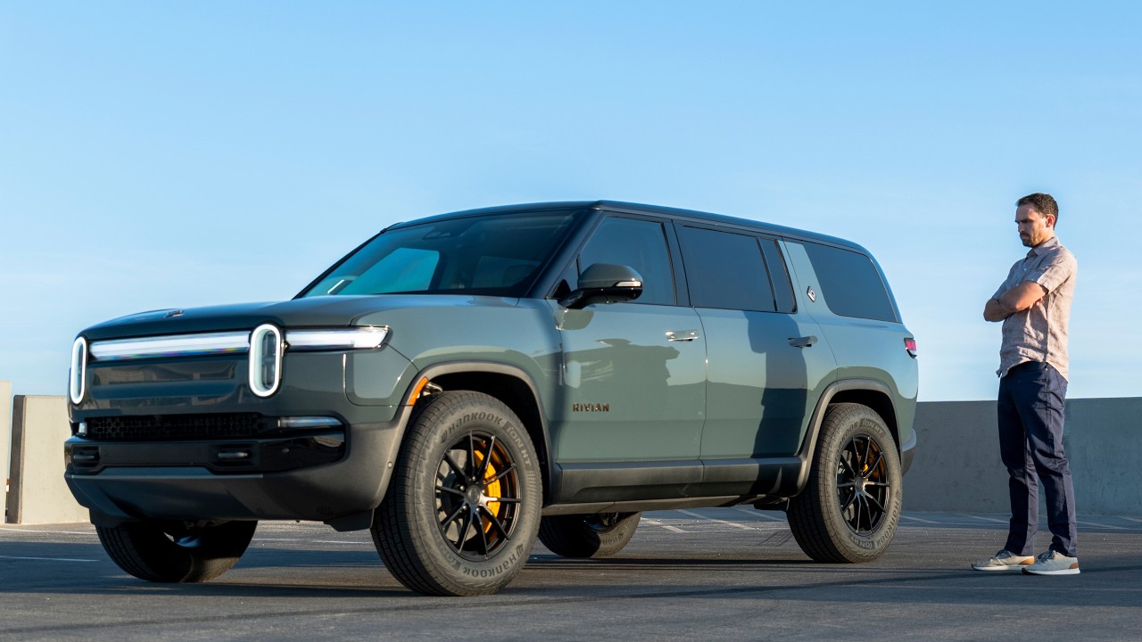 2026 Rivian R1S tri-motor in Storm Blue after 7000 miles