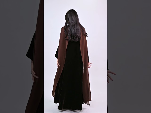 عباية مخمل شتوي سادة بني
