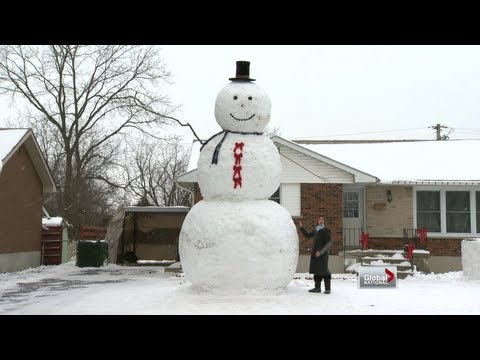 Global National - Giant snowman in London, Ontario