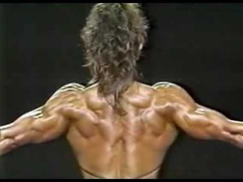 90's women bodybuilding