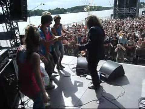 The Inspector Cluzo "Fuck The Bass Player" Live @ Eurockeennes de Belfort