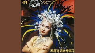 Download lagu Titi DJ - Salahkah Aku mp3 Download lagu Titi DJ - Salahkah Aku mp3