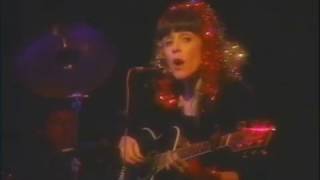 The Roches Christmas Show &quot;Christmas Passing Through&quot; Bottom Line, NYC 12-22-90 (early show)