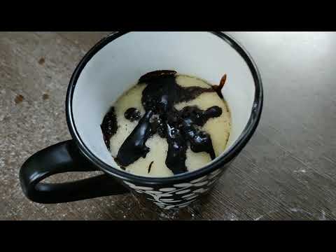 EGGLESS MUG CAKES IN JUST 2 MIN - 2 ways ! Vanilla and chocolate mug cake.