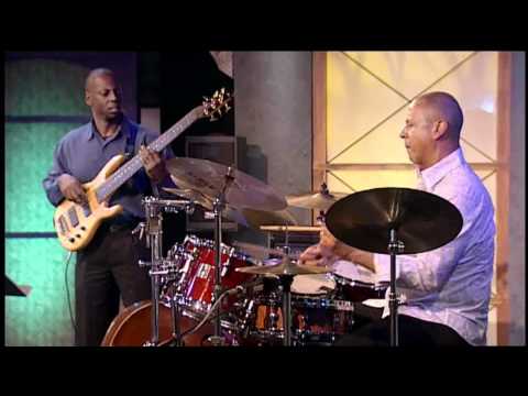 Jae Sinnett Trio 