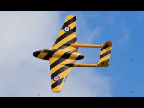 ONBOARD CAMS ON GIANT RC SCALE De HAVILAND VAMPIRE/CANADIAN TRAINER - ANDY AT LMA RAF ELVINGTON 2014