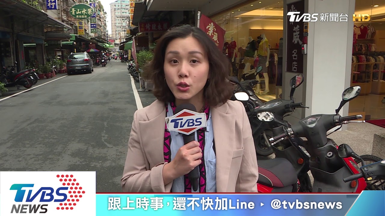 扯！2.5公斤椰子葉險砸頭　路人全程目擊