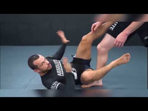 How to Use Reverse De La Riva by Lachlan Giles