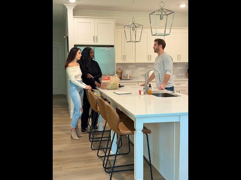 When the lake house lady gets saved by the bell!