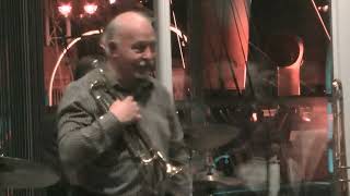 I'm Gonna Sit Right Down & Write Myself A Letter (Ahlert / Young) played by Dave Fimister