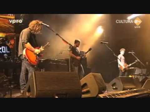 Kings of Leon - Use Somebody & Sex on Fire (live @ Pinkpop 2011)
