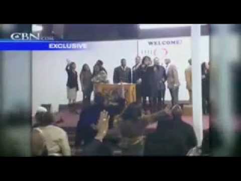 Whitney Houston singing Yes at Kim Burrell's church *rare*