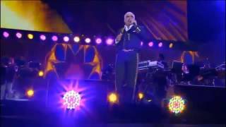 LOS MANDADOS... Vicente Fernández, Un Azteca en el Azteca.