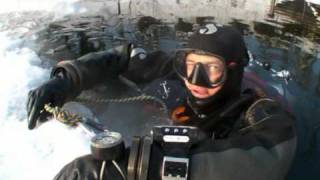 preview picture of video 'Ice Diving Czech Republic - potápění pod ledem'