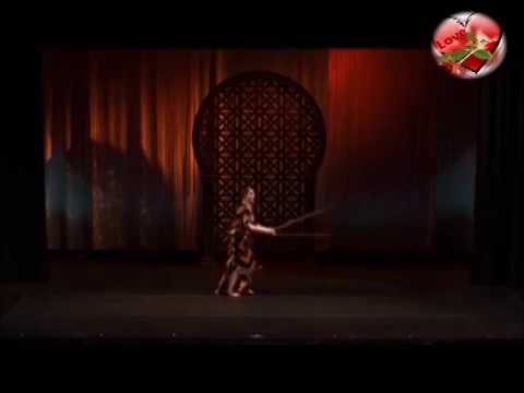 Arielle Performs Saidi Raqs Assaya  Double Cane at the Middle Eastern Mosaic 2017