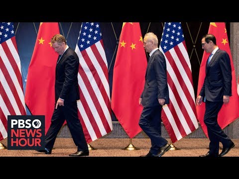 News Wrap: Trump says he might delay China trade deal until after 2020 election