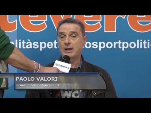 Dolori alle articolazioni del piede sotto le dita Dolore al tallone e la parte bassa della schiena