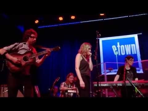 eTown Finale with Katie Herzig & The Barr Brothers - Sweet Dreams (Are Made Of This) (Live on eTown)