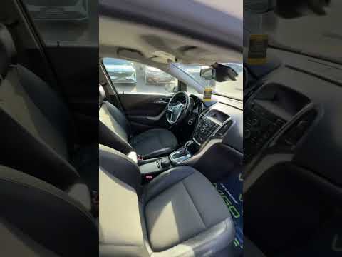 фото opel astra j рестайлинг 0