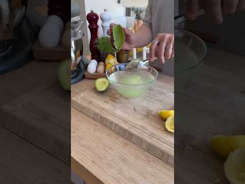 🥑 Evde avokado neden kararır?  / ig: berkerbasmanav  #food #tarif