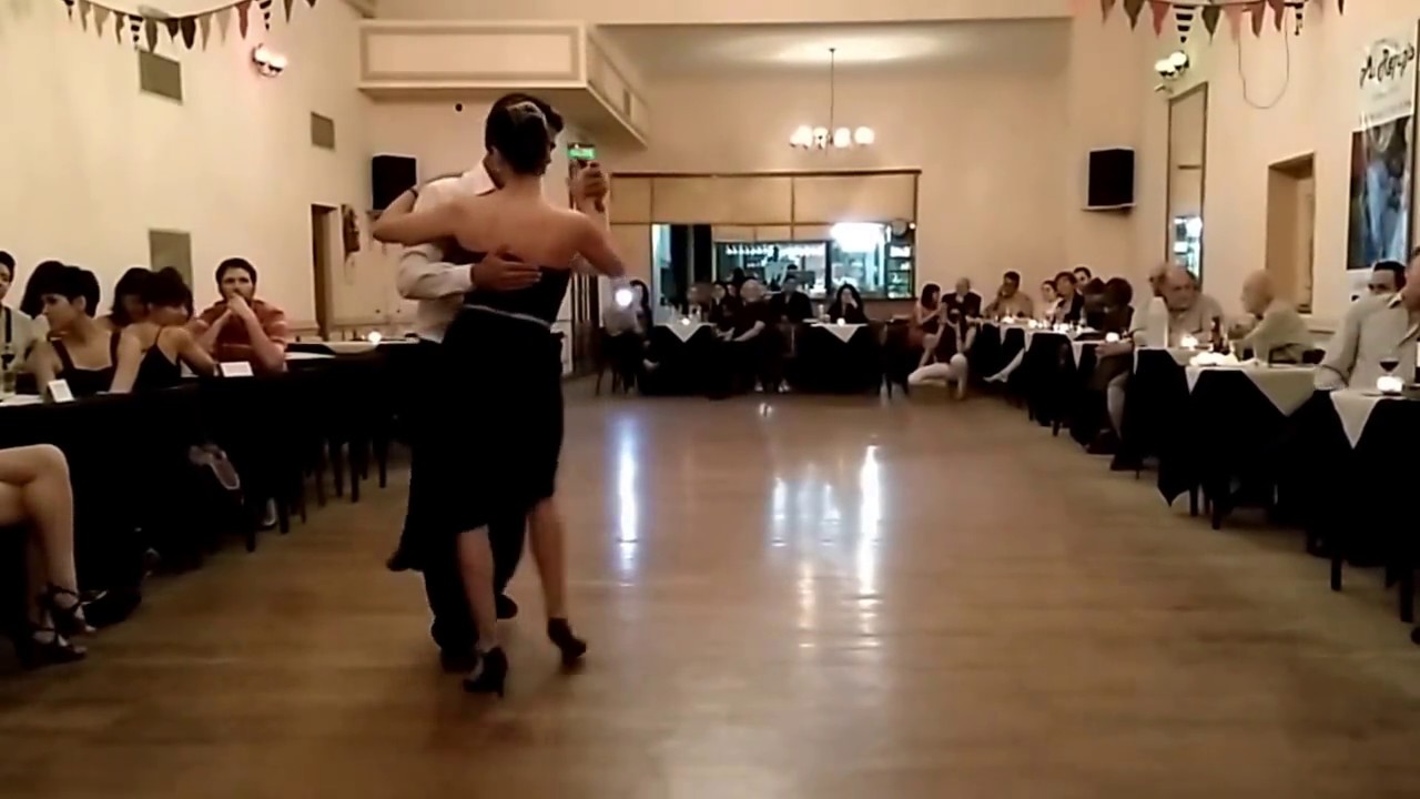 Pau Pandol y Daniel Escobar, Milonga El Recreo - Buenos Aires 2016 (2/4)