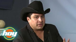 Julión Álvarez vive de prestado tras el congelamiento de cuentas | HOY