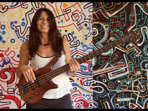 Cool bass guitar solo played by Nathalie Gampert
